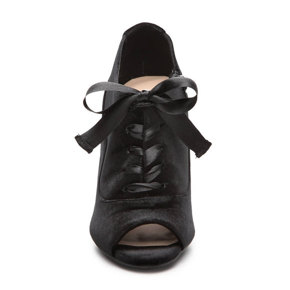 Kelly & Katie 4" Lace Up Open Toe heels - Picture 4 of 4